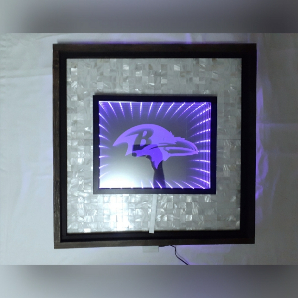 Baltimore Ravens NFL LED Infinity Mirror Shell Art - Picture 3 of 11